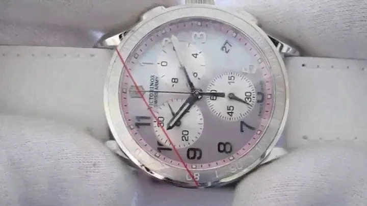 Обзор женских наручных часов Victorinox Swiss Army Classic Chrono 241257