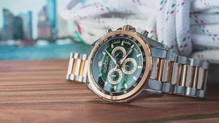 Watch photo shooting for social media (Watch: Roamer of Switzerland: Rockshell Mark III Chrono)